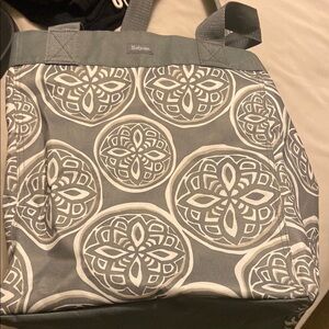 Thirty-One Gray Modern Patterned Tote